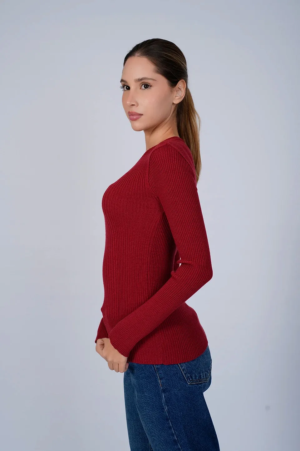 Round Neck Bordo Ripped Knit Wear